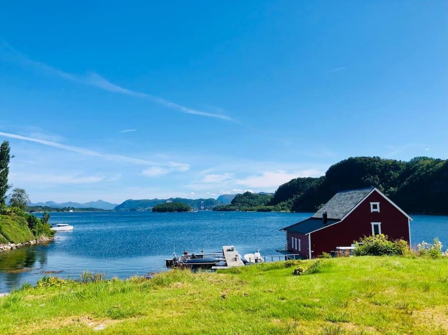 Waterfront Holiday home *